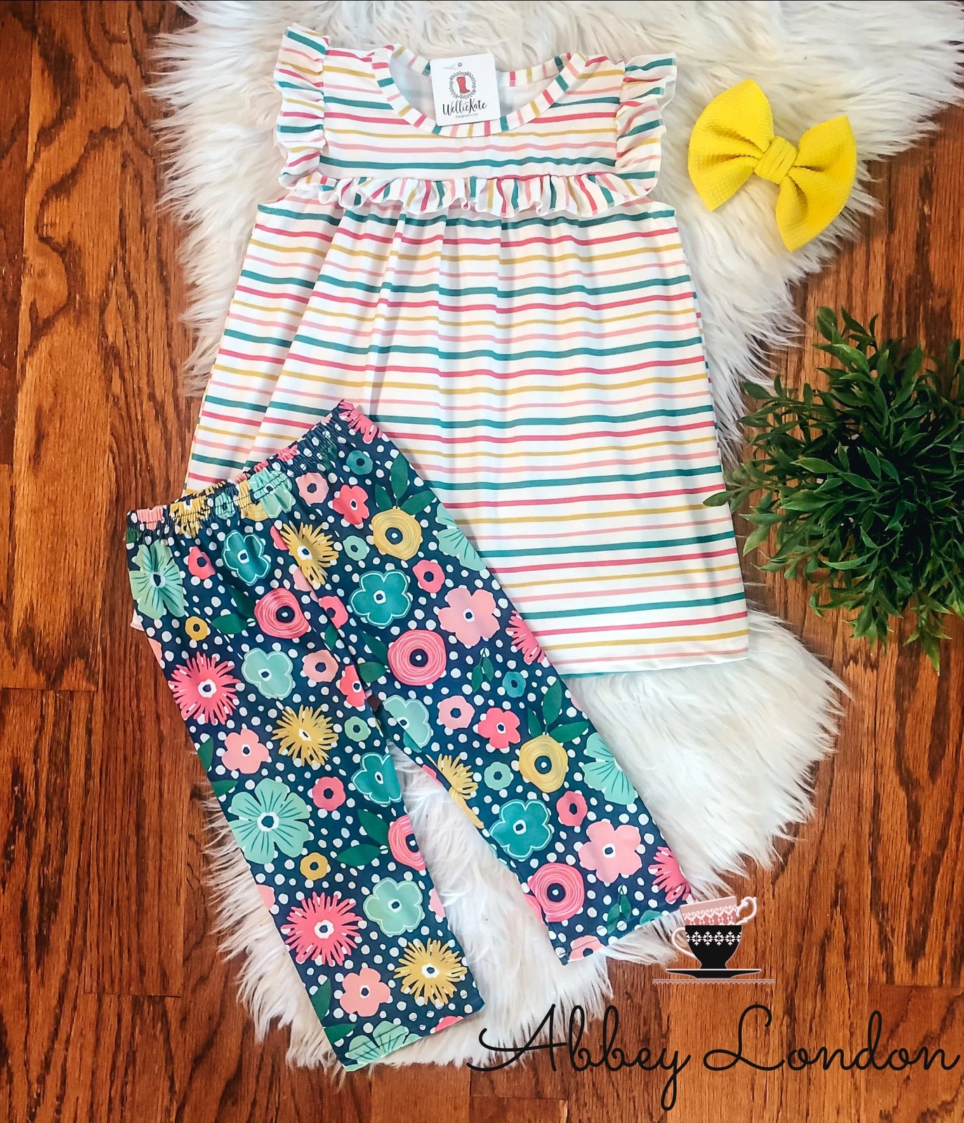 Fun Floral Days Capri Set by Wellie Kate