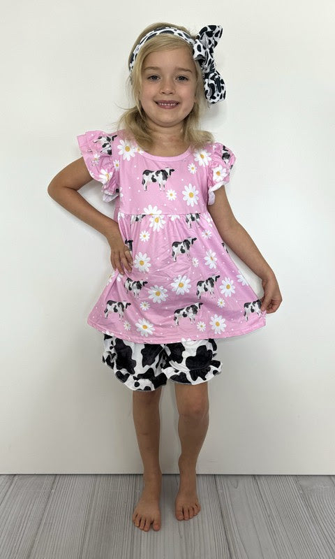 Pink Cow Daisy Short Set by Clover Cottage