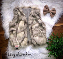 Load image into Gallery viewer, Faux Fur Vest from Wellington
