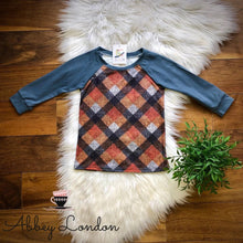 Load image into Gallery viewer, Textured Plaid Tee by TwoCan
